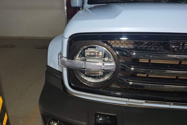 Used Tank 300 New Energy 2024 Hi4-T Right Front Headlight