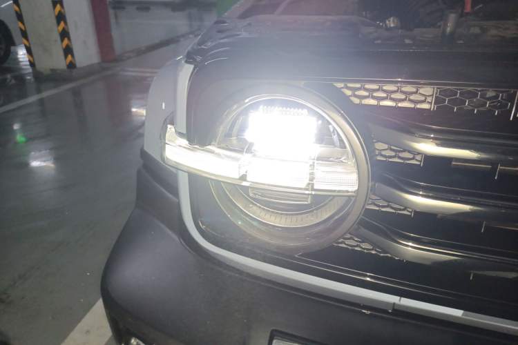 Used Tank 300 New Energy 2024 Hi4-T Right Front Headlight