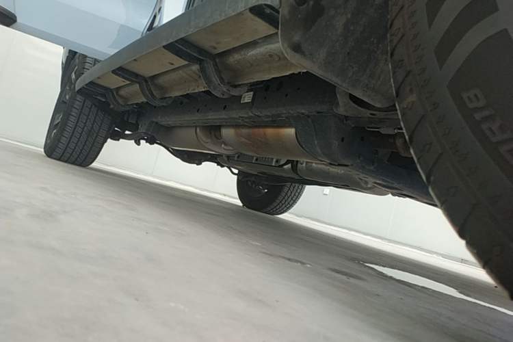 Used Tank 300 New Energy 2024 Hi4-T Right Side Sill