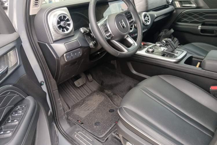 Used Tank 300 New Energy 2024 Hi4-T Interior 3