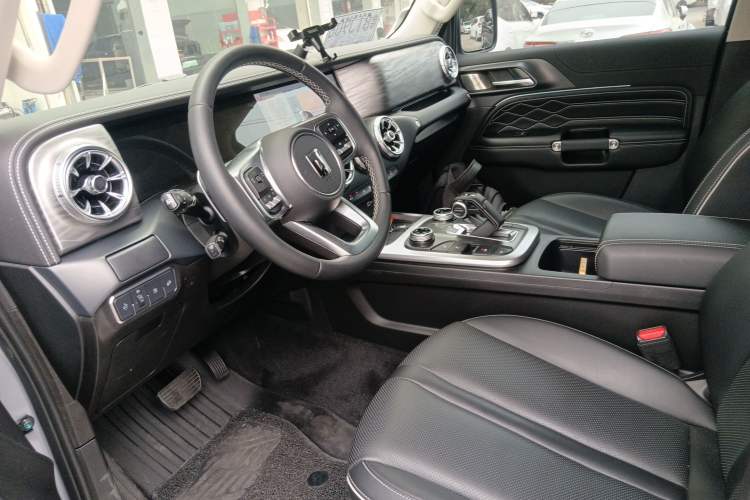 Used Tank 300 New Energy 2024 Hi4-T Left Front Seat
