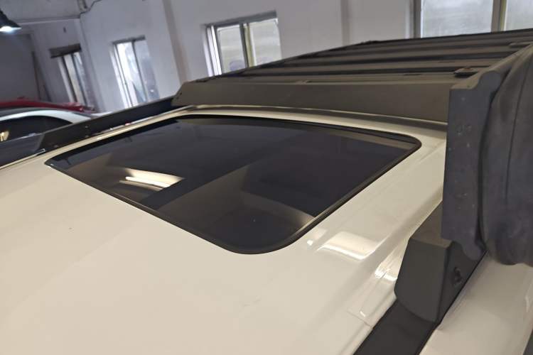 Used Tank 300 New Energy 2024 Hi4-T Roof