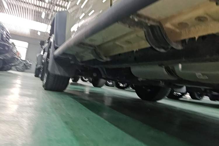 Used Tank 300 New Energy 2024 Hi4-T Left Side Sill