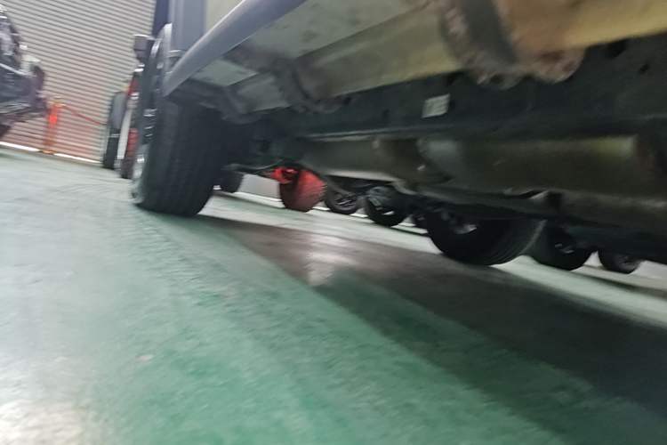 Used Tank 300 New Energy 2024 Hi4-T Right Side Sill