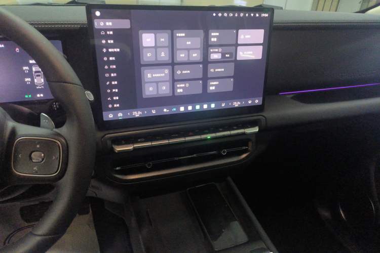 Used Tank 300 New Energy 2025 Model, Hi4-T 36.7kWh Audio And AC Panel