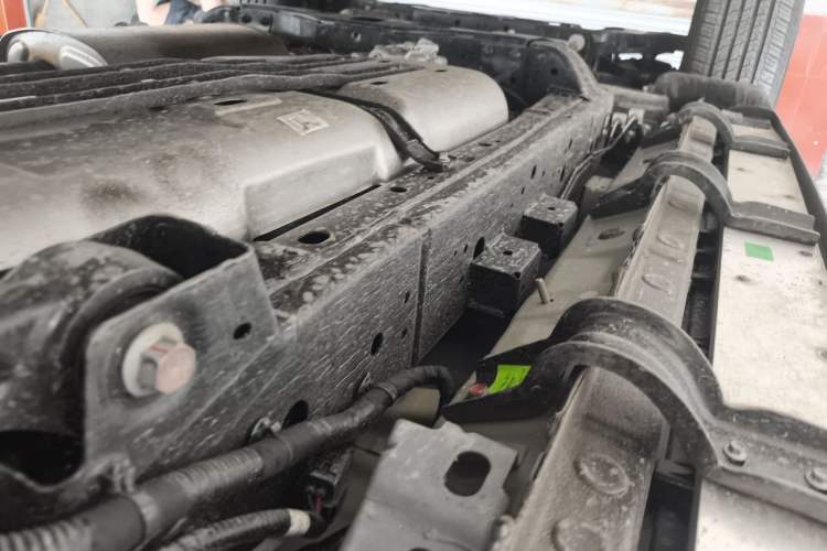 Used Tank 300 New Energy 2025 Model, Hi4-T 36.7kWh Chassis Rear Left