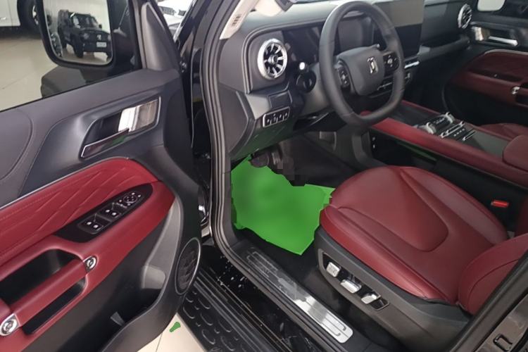 Used Tank 300 New Energy 2025 Model, Hi4-T 36.7kWh Driver Seat