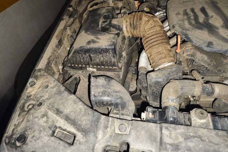 Used Tank 300 New Energy 2025 Hi4-T Engine Bay Right