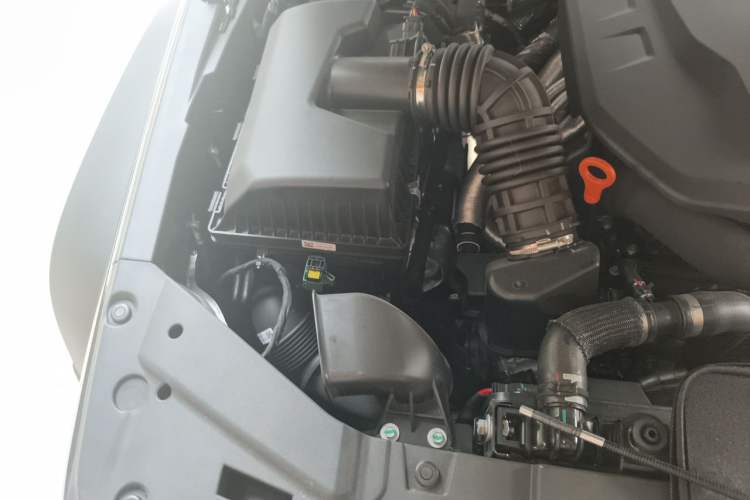 Used Tank 300 New Energy 2025 Model, Hi4-T 36.7kWh Engine Bay Right