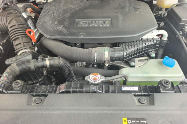 Used Tank 300 New Energy 2025 Hi4-T Engine Bay