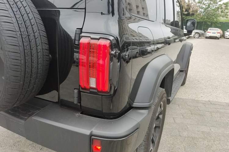 Used Tank 300 New Energy 2025 Model, Hi4-T 36.7kWh Exterior 3