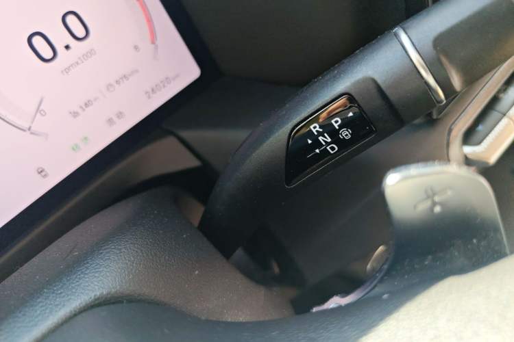 Used Tank 300 New Energy 2025 Hi4-T Gear Lever