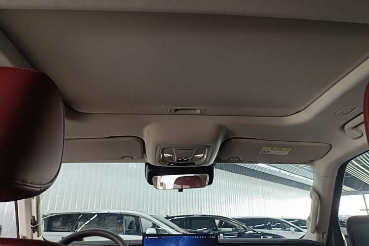 Used Tank 300 New Energy 2025 Model, Hi4-T 36.7kWh Headliner