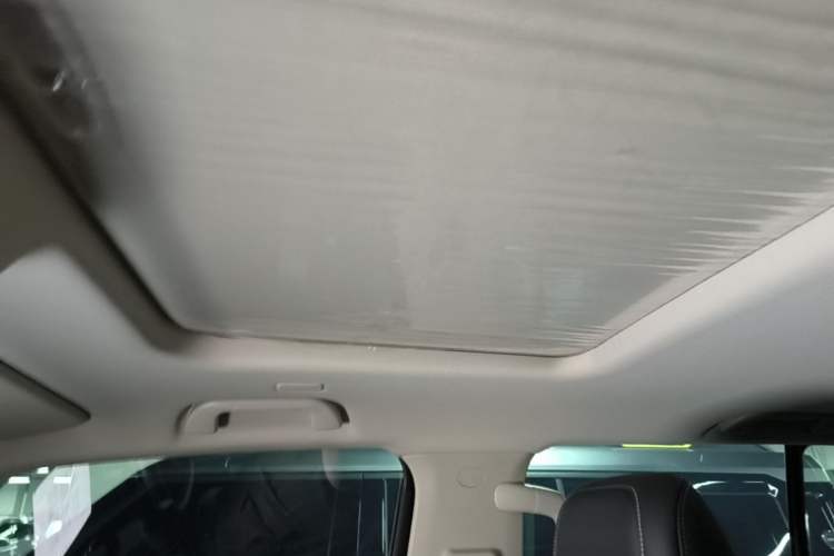 Used Tank 300 New Energy 2025 Hi4-T Headliner