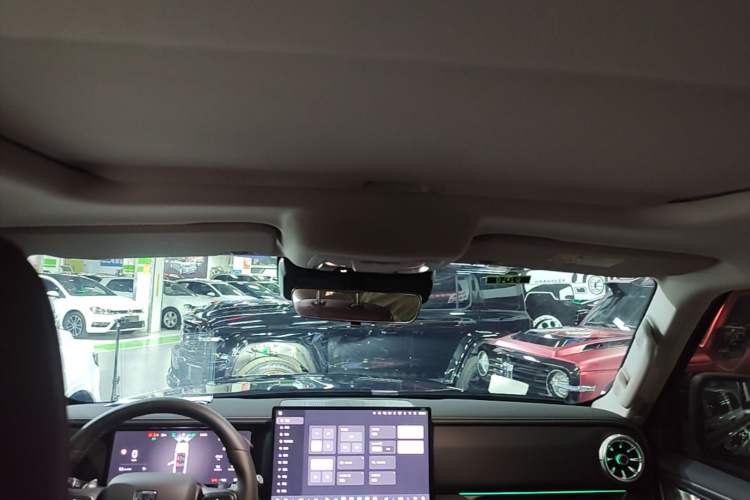 Used Tank 300 New Energy 2025 Hi4-T Headliner