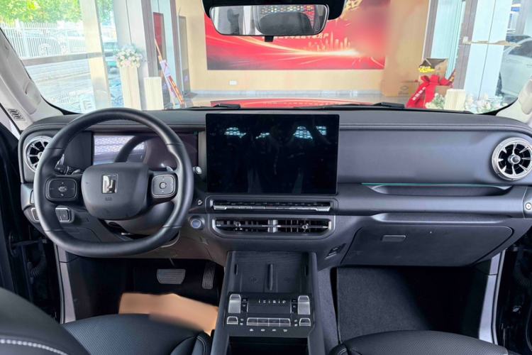 Used Tank 300 New Energy 2025 Hi4-T Interior 1