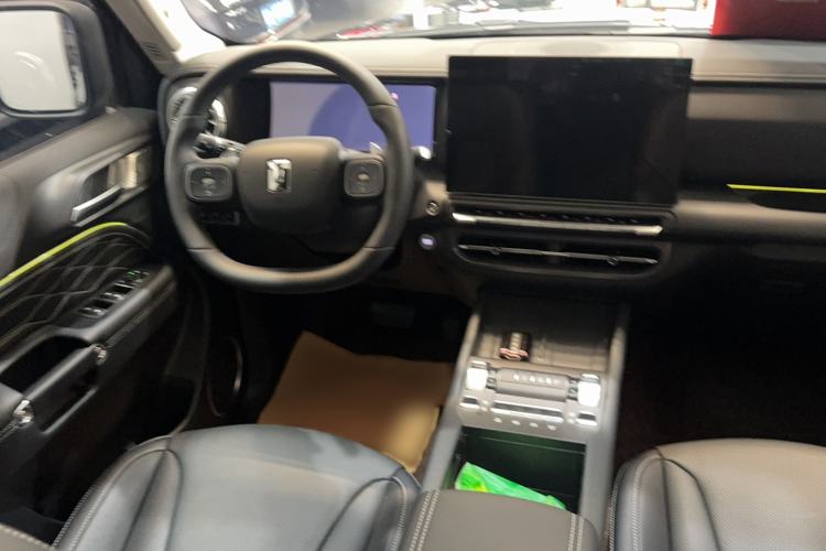 Used Tank 300 New Energy 2025 Hi4-T Interior 3
