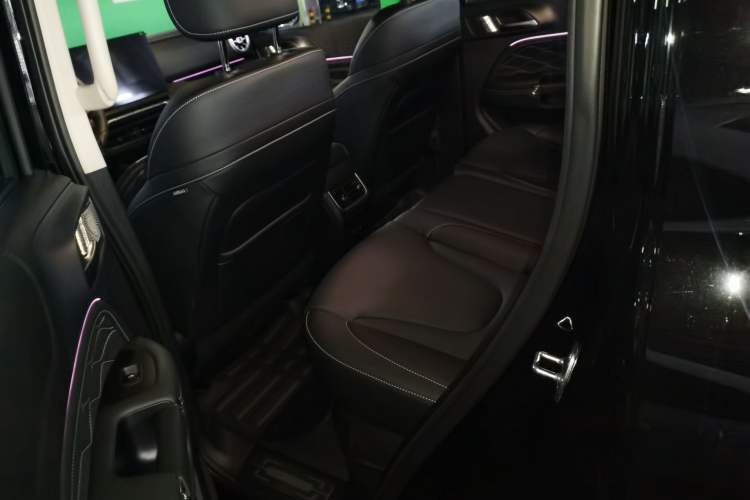 Used Tank 300 New Energy 2025 Hi4-T Interior 4