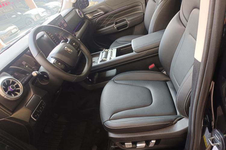 Used Tank 300 New Energy 2025 Hi4-T Left Front Seat