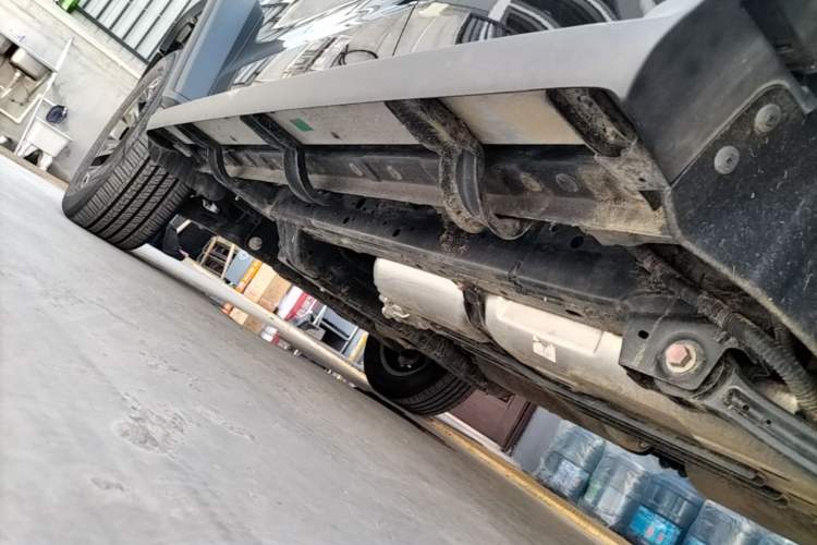 Used Tank 300 New Energy 2025 Hi4-T Left Side Sill