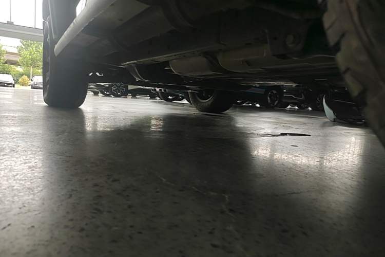 Used Tank 300 New Energy 2025 Hi4-T Left Side Sill