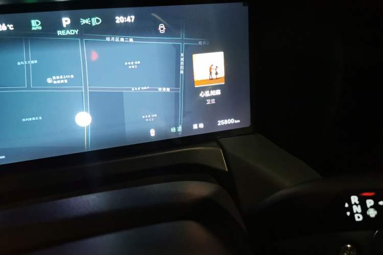 Used Tank 300 New Energy 2025 Hi4-T Odometer Close Up