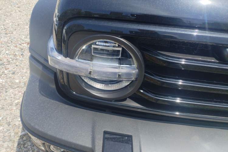 Used Tank 300 New Energy 2025 Hi4-T Right Front Headlight