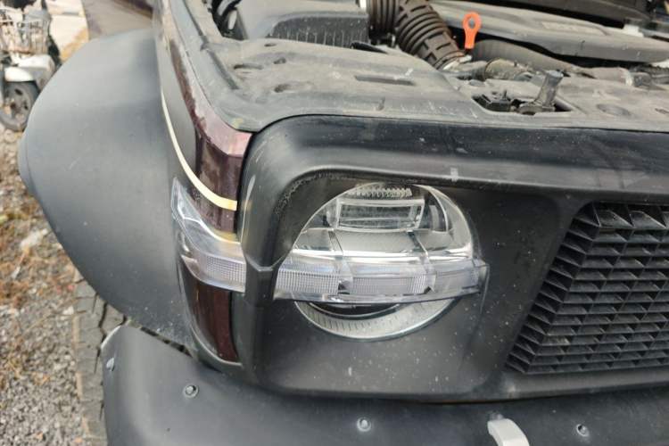 Used Tank 300 New Energy 2025 Hi4-T Right Front Headlight