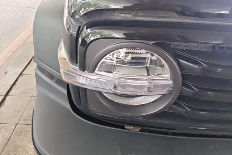 Used Tank 300 New Energy 2025 Hi4-T Right Front Headlight