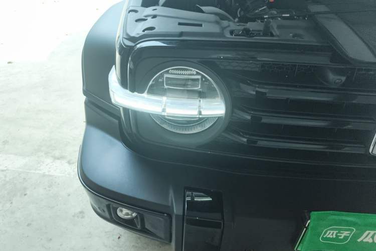 Used Tank 300 New Energy 2025 Model, Hi4-T 36.7kWh Right Front Headlight