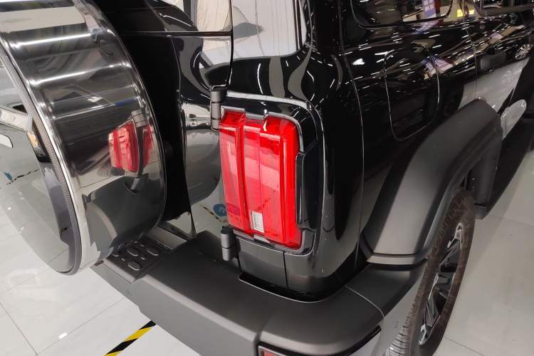 Used Tank 300 New Energy 2025 Hi4-T Right Rear Taillight