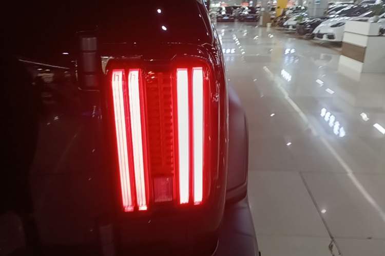 Used Tank 300 New Energy 2025 Hi4-T Right Rear Taillight