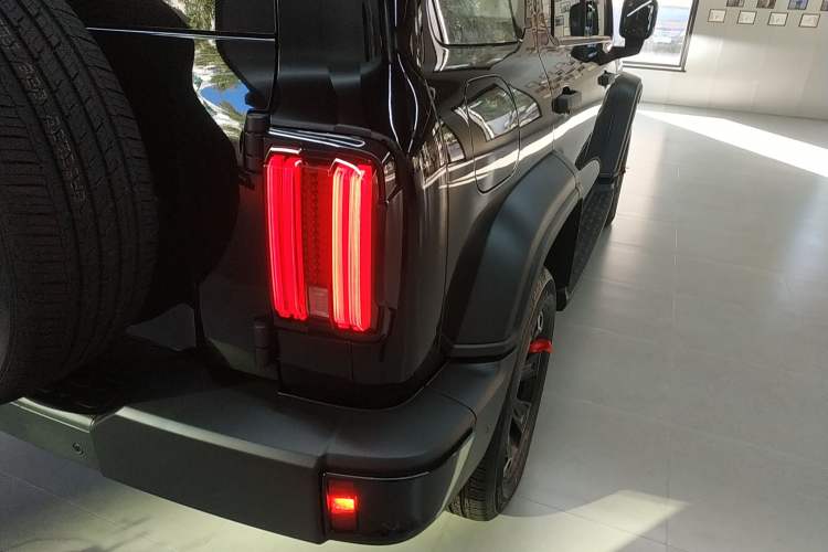 Used Tank 300 New Energy 2025 Hi4-T Right Rear Taillight