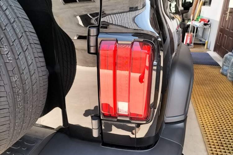 Used Tank 300 New Energy 2025 Hi4-T Right Rear Taillight