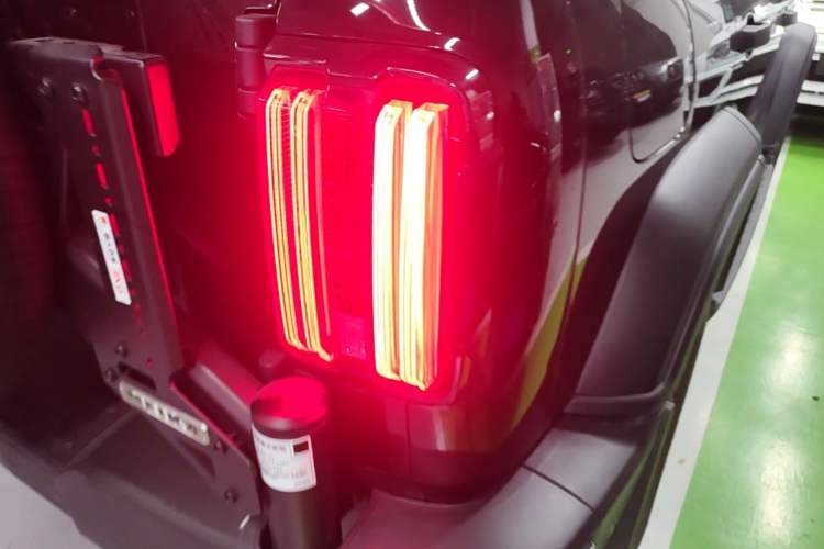 Used Tank 300 New Energy 2025 Hi4-T Right Rear Taillight