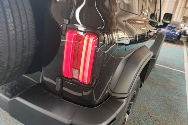 Used Tank 300 New Energy 2025 Hi4-T Right Rear Taillight