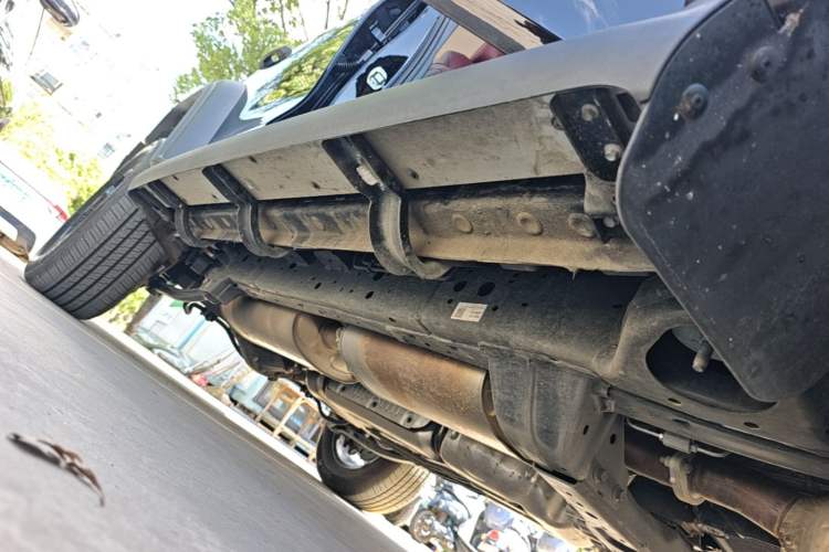 Used Tank 300 New Energy 2025 Hi4-T Right Side Sill