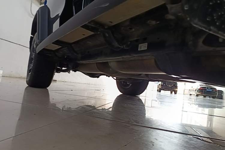 Used Tank 300 New Energy 2025 Model, Hi4-T 36.7kWh Right Side Sill