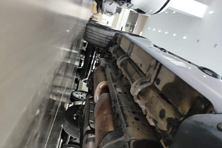 Used Tank 300 New Energy 2025 Hi4-T Right Side Sill