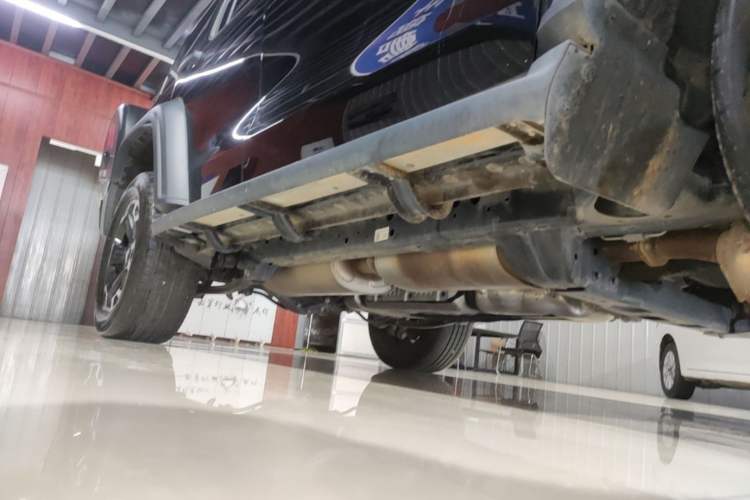 Used Tank 300 New Energy 2025 Hi4-T Right Side Sill