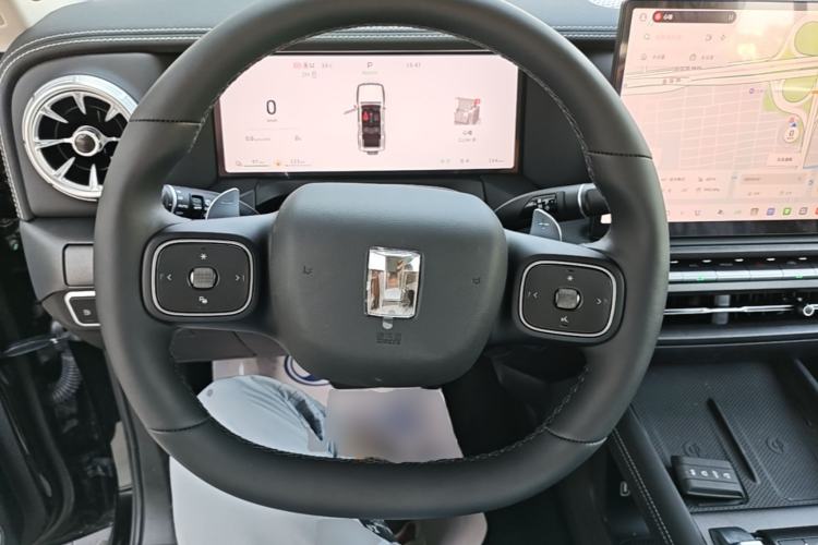 Used Tank 300 New Energy 2025 Model, Hi4-T 36.7kWh Steering Wheel