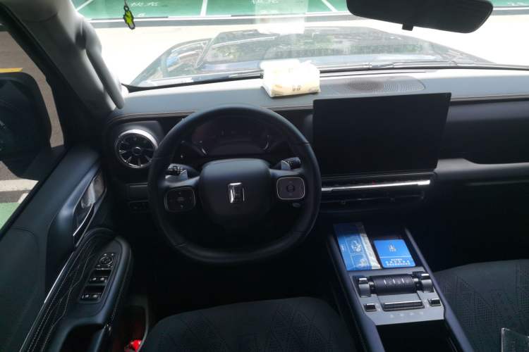 Used Tank 300 New Energy 2025 Hi4-T Steering Wheel