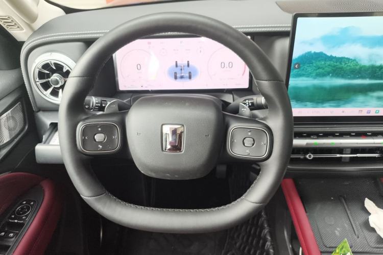Used Tank 300 New Energy 2025 Model, Hi4-T 36.7kWh Steering Wheel