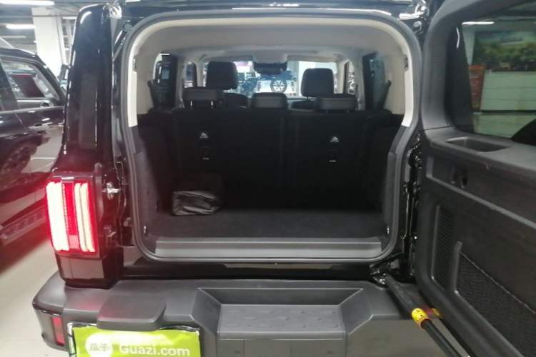Used Tank 300 New Energy 2025 Hi4-T Trunk