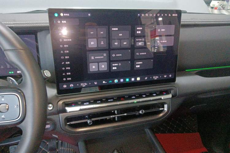 Used Tank 300 New Energy 2025 Hi4-T Audio And AC Panel