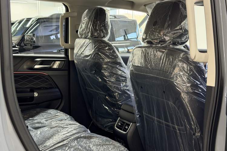 Used Tank 300 New Energy 2025 Hi4-T Interior 4