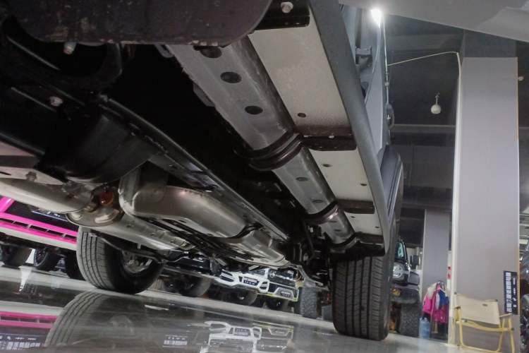 Used Tank 300 New Energy 2025 Hi4-T Left Side Sill