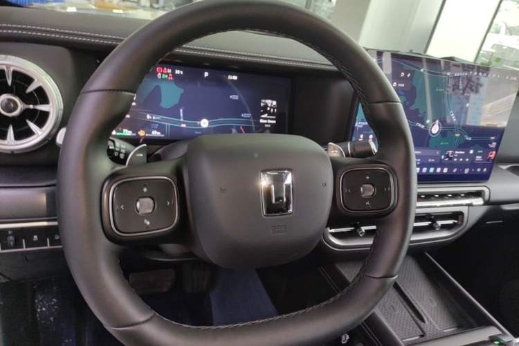 Used Tank 300 New Energy 2025 Hi4-T Steering Wheel