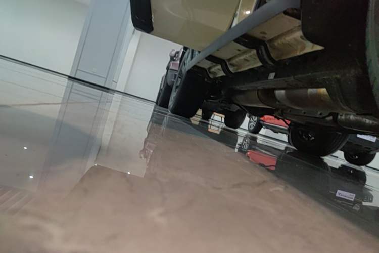Used Tank 300 New Energy 2025 Hi4-T Right Side Sill