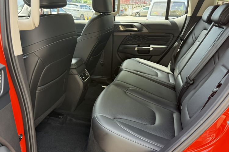 Used Tank 300 New Energy 2025 Hi4-T Interior 8